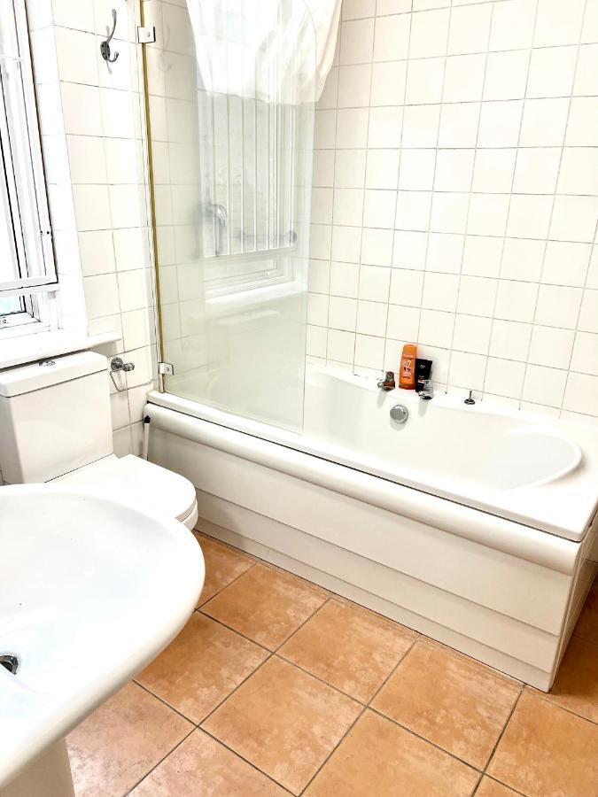 Aldgate Holiday Rooms Лондон Экстерьер фото
