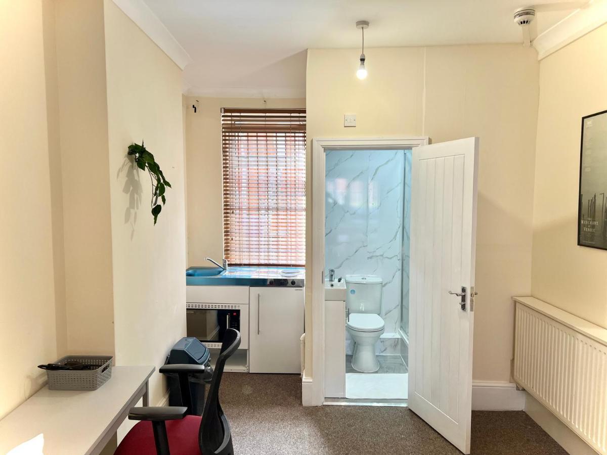 Aldgate Holiday Rooms Лондон Экстерьер фото